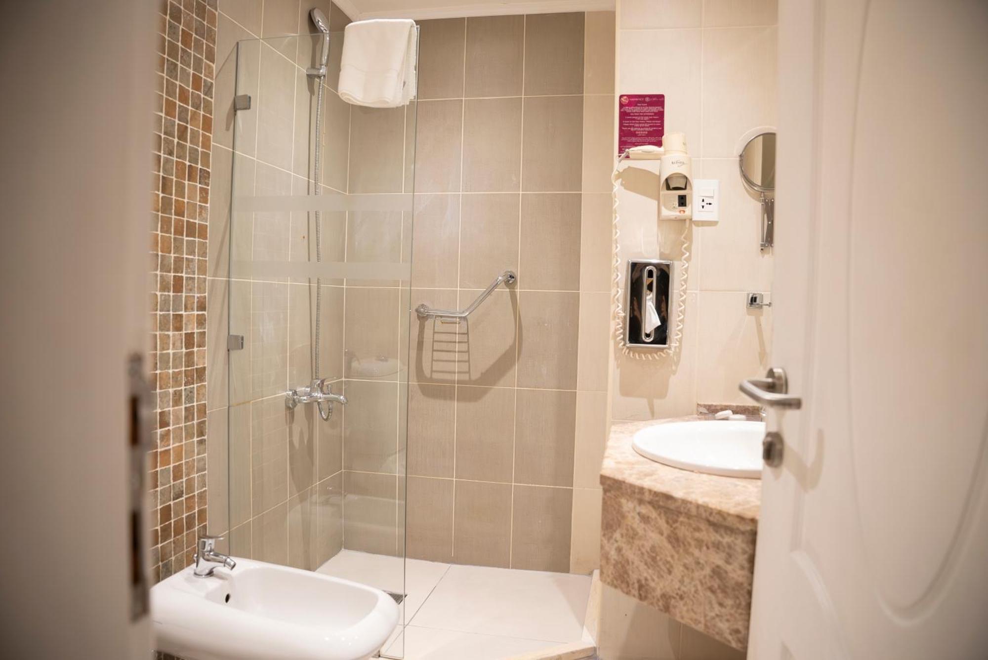 Hotel West Luxury 4*